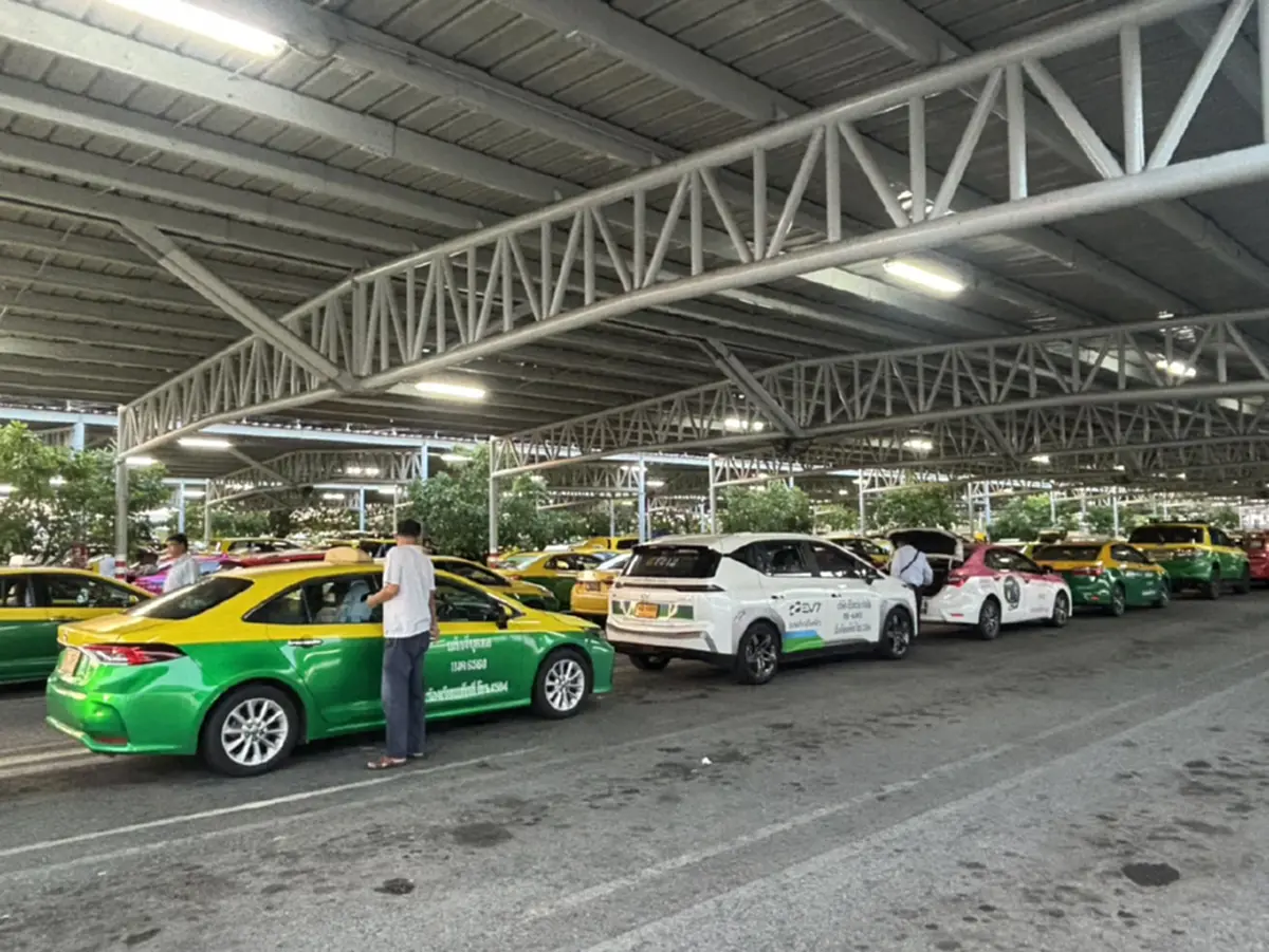 วิกฤตดีเซลขาดแคลน! แท็กซี่ SUV สุวรรณภูมิทยอยหยุดวิ่งสู้ไม่ไหว