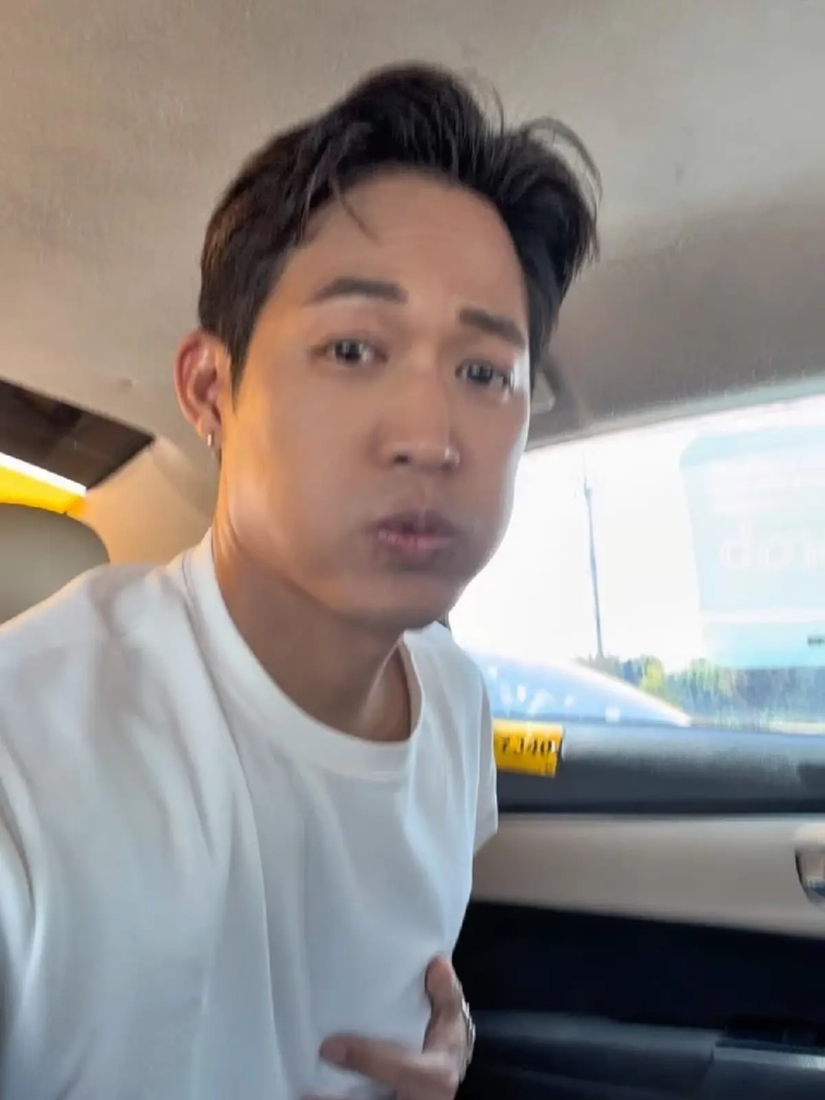 ตู่ ภพธร เล่านาทีเกิดอุบัติเหตุระหว่างเดินทาง แฟนๆ แห่เป็นห่วง