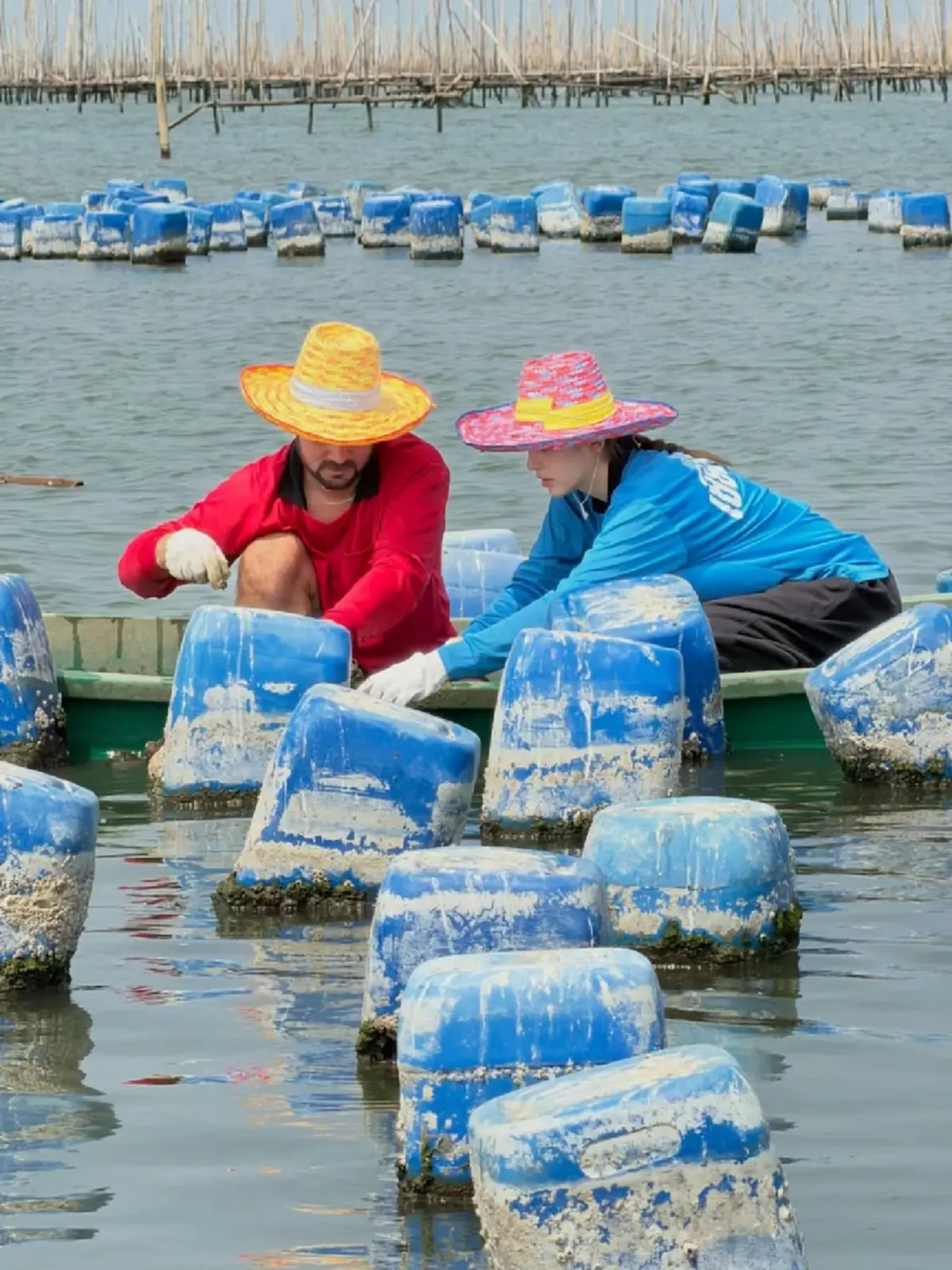 ลุคไหนก็เอาอยู่! ณิชา ณัฏฐณิชา ดังวัธนาวณิชย์ ใส่เสื้อปุ๋ยยังสวย 