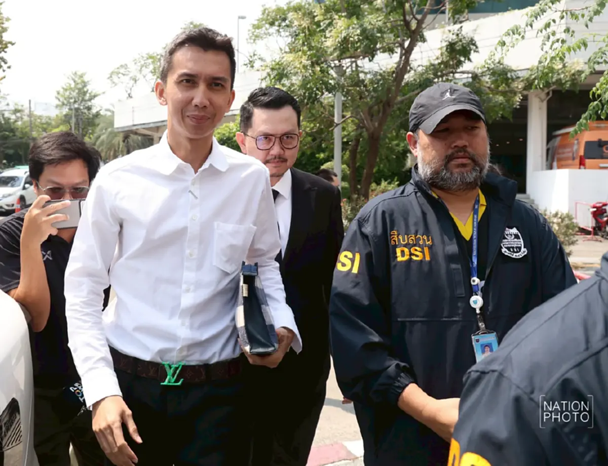 "ชนนพัฒน์" รอดคุก ศาลอาญาให้ประกัน 1 ล้าน ห้ามเดินทางออกนอกประเทศ