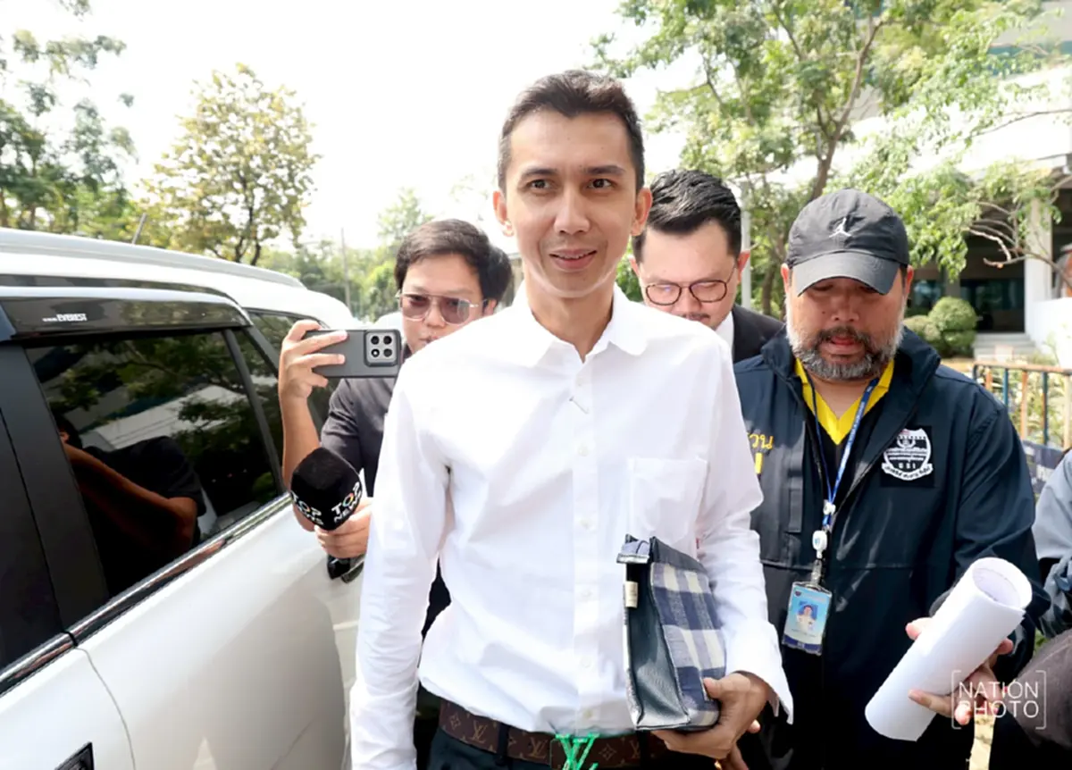 "ชนนพัฒน์" รอดคุก ศาลอาญาให้ประกัน 1 ล้าน ห้ามเดินทางออกนอกประเทศ