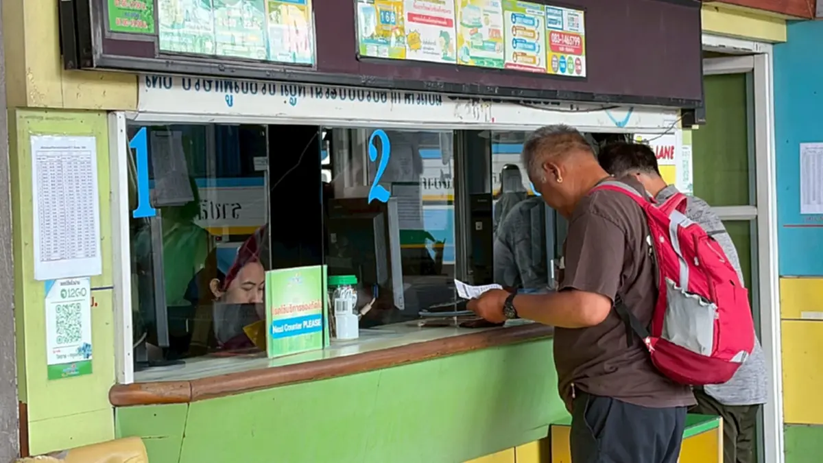 สงกรานต์โคราชวิกฤต! ตั๋วเต็ม-งดรถเสริม เซ่นพิษน้ำมันดีเซลพุ่ง