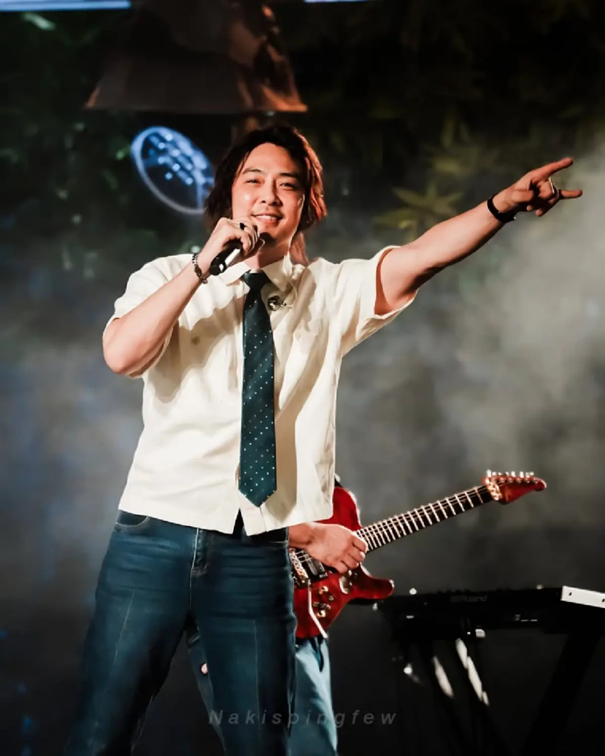 เกิดอะไรขึ้น นักร้องดัง วูบล้มกระแทกพื้น ค่ายออกแถลงด่วน