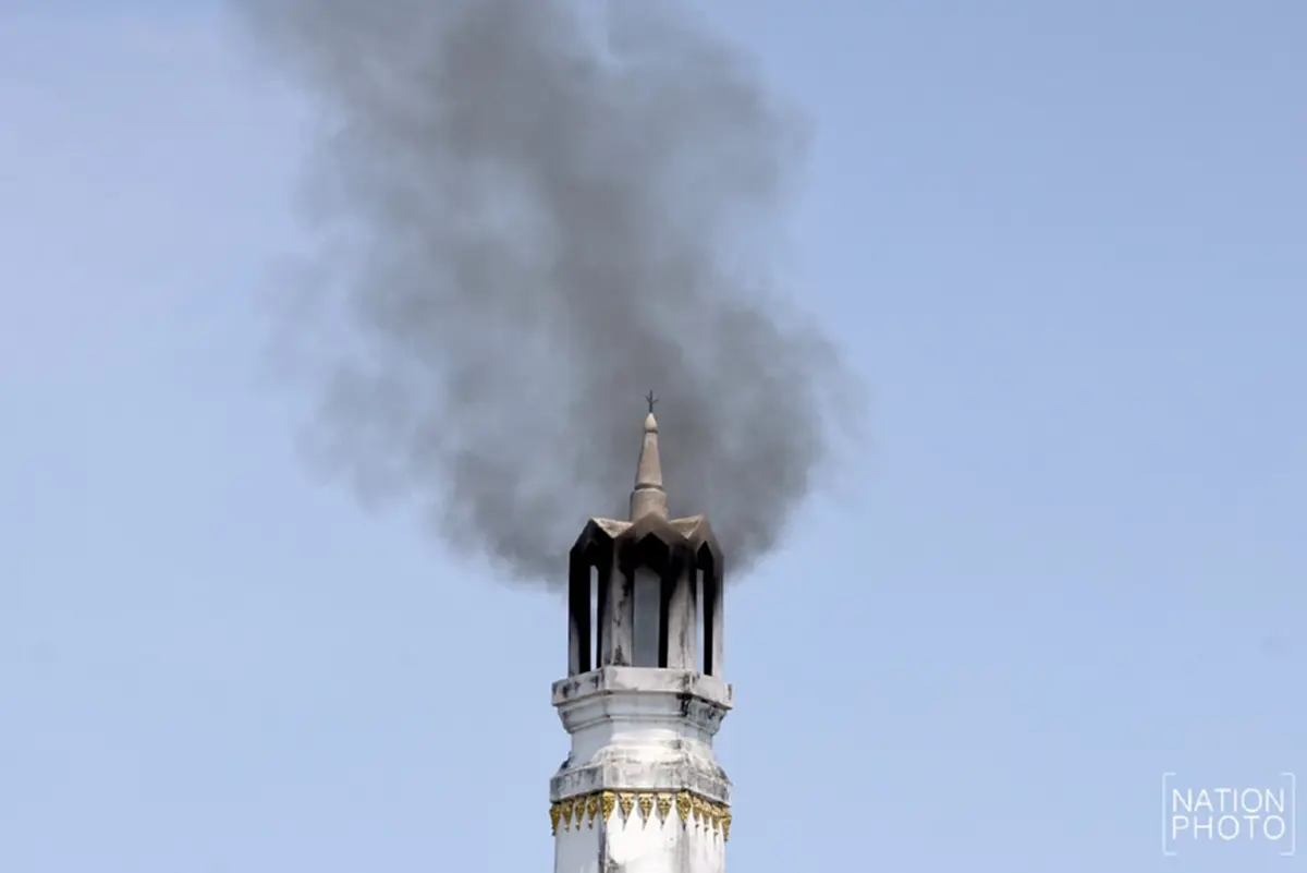 วัดเชียงใหม่ปรับใช้ ฟืนเผาศพ แทนน้ำมัน หลังขาดแคลนเชื้อเพลิง