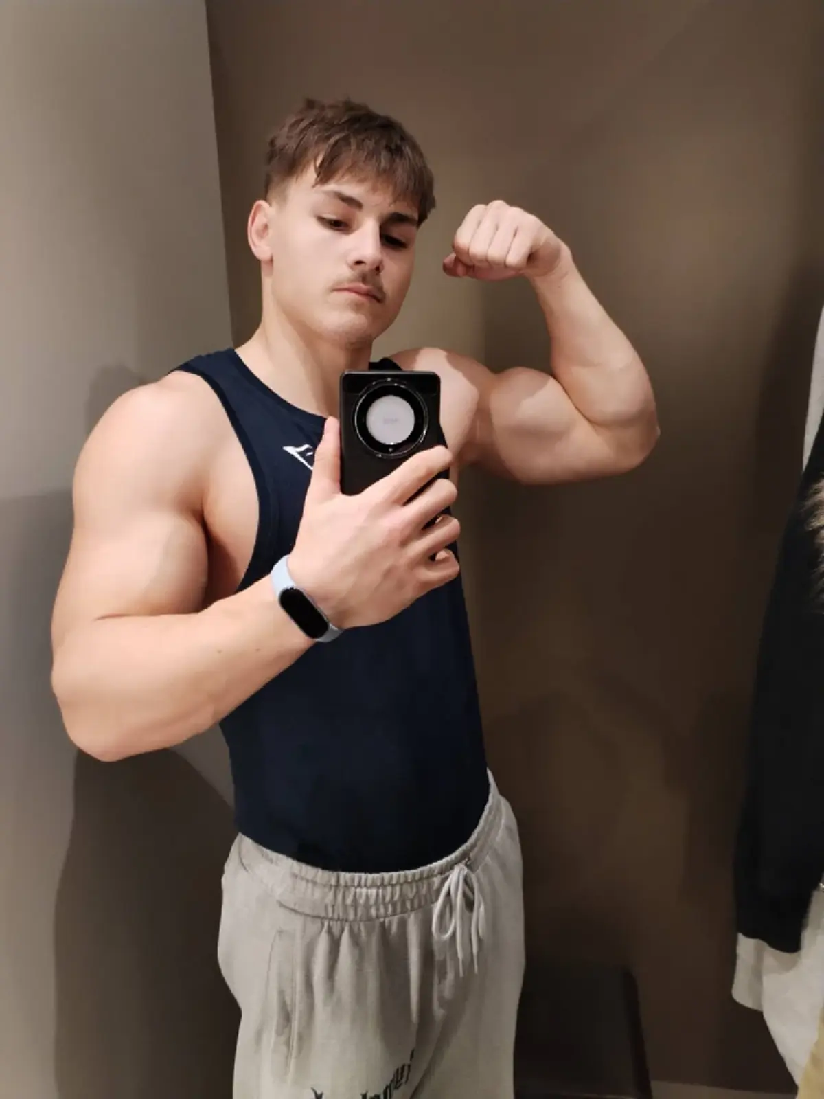 จากไวรัลเด็กเล่นกล้าม สู่วัยรุ่นสุดแกร่ง เปิดภาพล่าสุด 2 พี่น้อง 