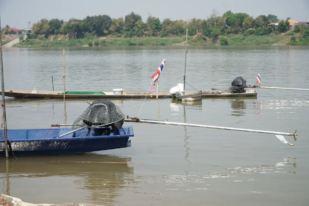 น้ำมันพุ่งลิตรละ 40! ชาวประมงหนองคายอ่วม แบกต้นทุนพุ่งวันละ 300