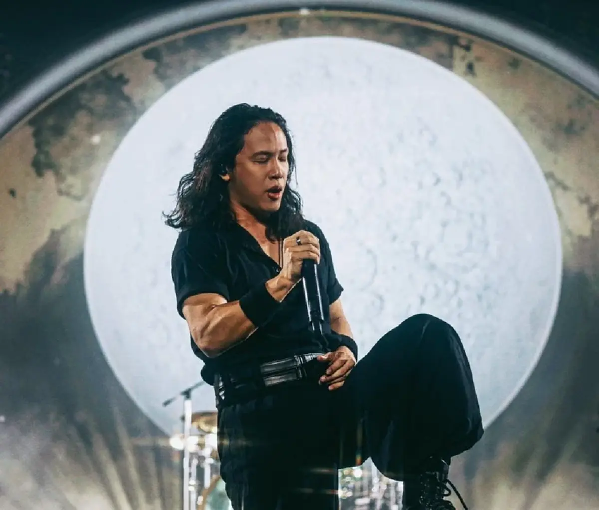 นิค วิเชียร โพสต์แล้ว หลัง โอม ค็อกเทล ประกาศยุติบริหาร GeneLab