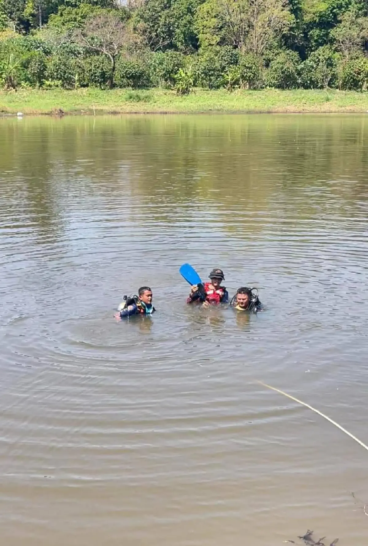 เลขทะเบียนรถไหลตกสระน้ำ เจ้าของบอกฟาดเคราะห์ เพราะอาจจะได้โชค