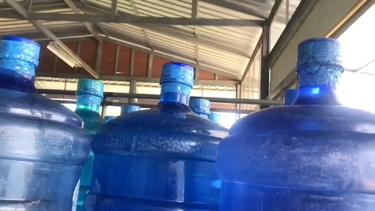 โรงน้ำดื่มชายแดนสุรินทร์อ่วม! น้ำมันพุ่ง ดันต้นทุนสูง