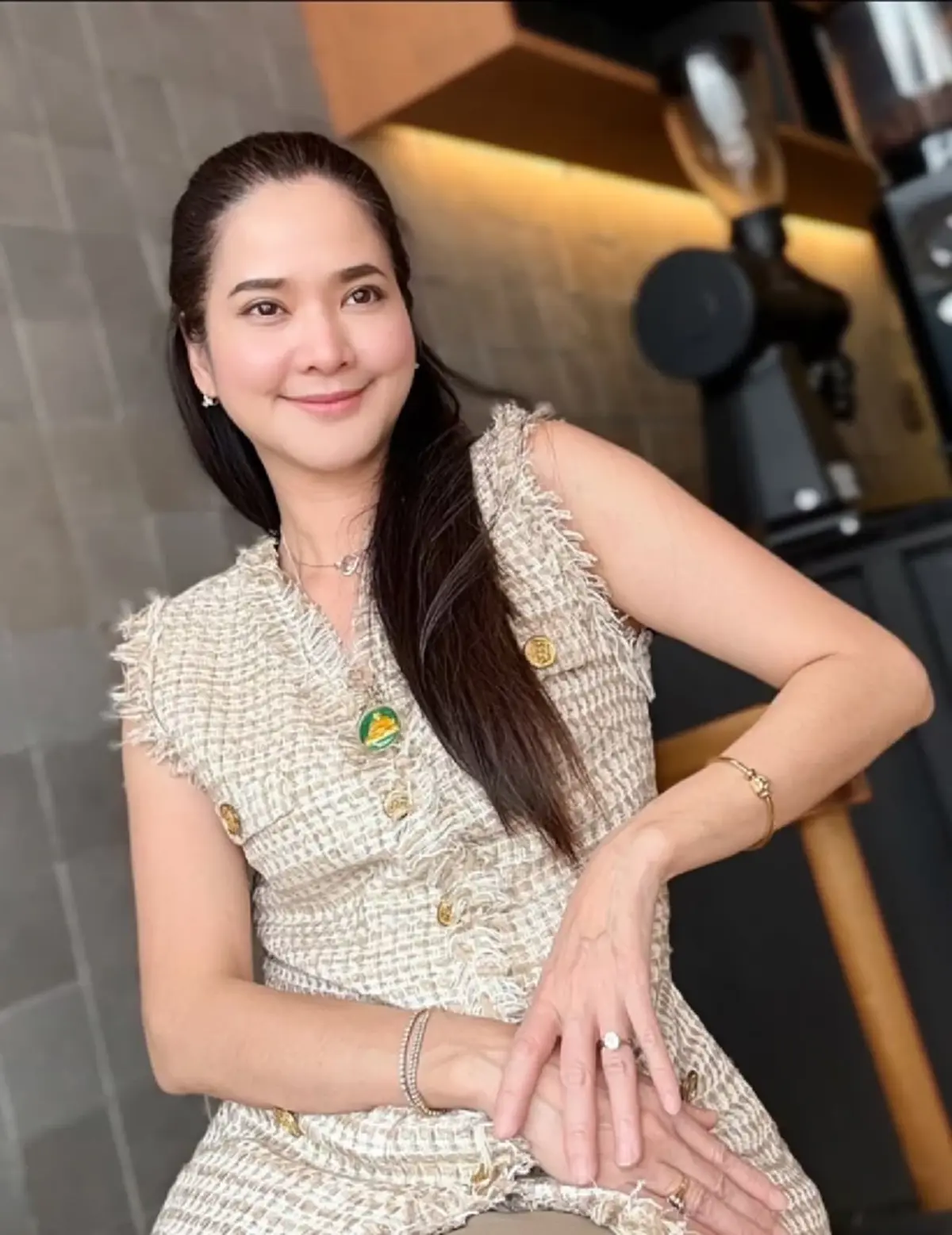 ส่องภาพล่าสุด “ปอย ปวีณา” อดีตนางร้าย สวยเป๊ะเหมือนเดิม