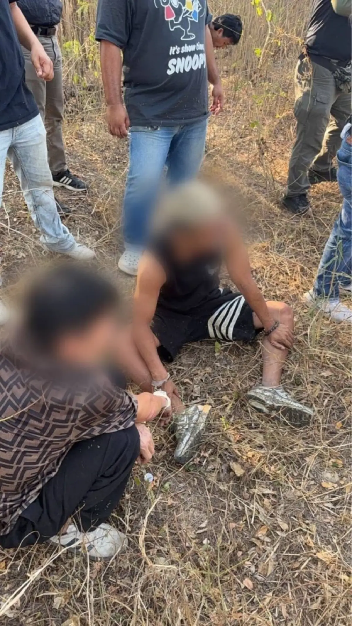 ตำรวจทางหลวง สกัดขบวนการลำเลียงชาวจีนเถื่อนกลางนครสวรรค์