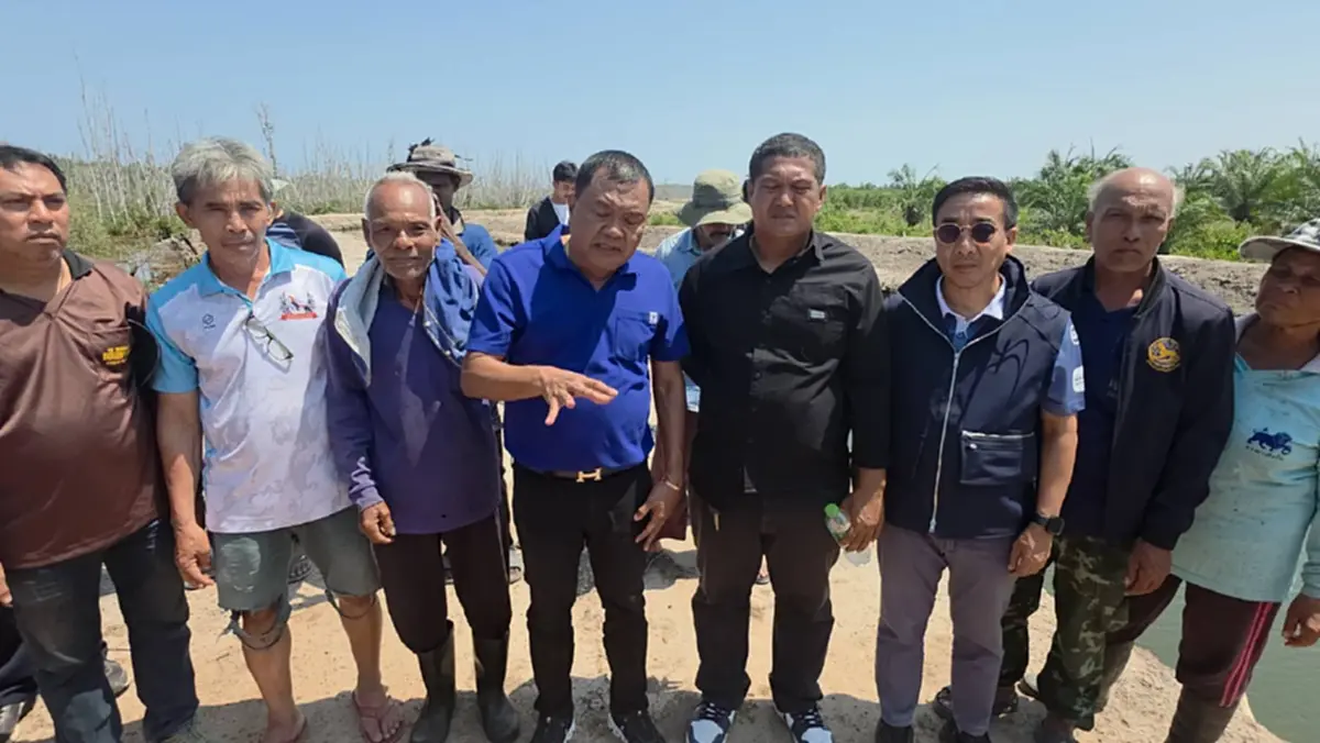 3 สส.ชุมพรบุกแฉฟาร์มกุ้งนายทุน ลอบปล่อยน้ำเสียทำป่าพรุพังพินาศ