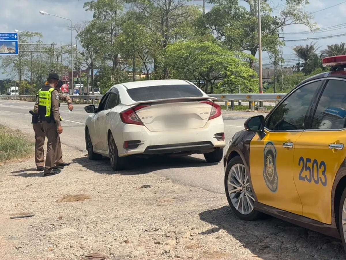 แช่ขวาเป็นเหตุ!ตร.ทางหลวงเรียกตรวจ เจอป้ายทะเบียนปลอม