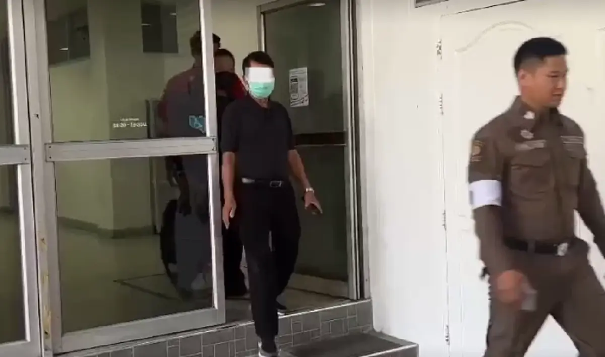 พ่อร่ำไห้ รับร่าง ผจก.ท็อป ใจสลายนาทีเห็นร่างลูกในโลง