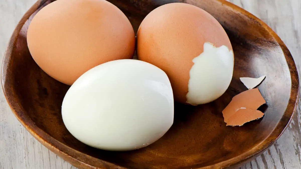 ผู้เชี่ยวชาญเตือนไข่ต้ม “ห้ามแช่ฟรีซ” เหตุผลที่หลายคนไม่รู้