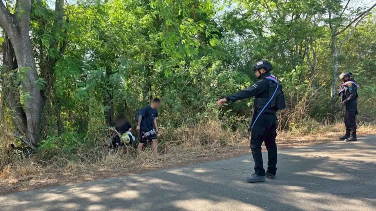 ทหารสระแก้วรวบ 9 คนไทยมุดลวดหนามหนีตาย แฉถูกหลอกขายเป็นทาส