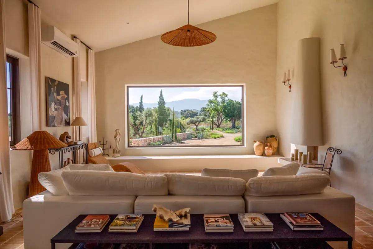 เปิดบ้านในฝัน! ดุ๊ก ภาณุเดช เขาใหญ่ สวยทุกมุมระดับมาสเตอร์พีซ