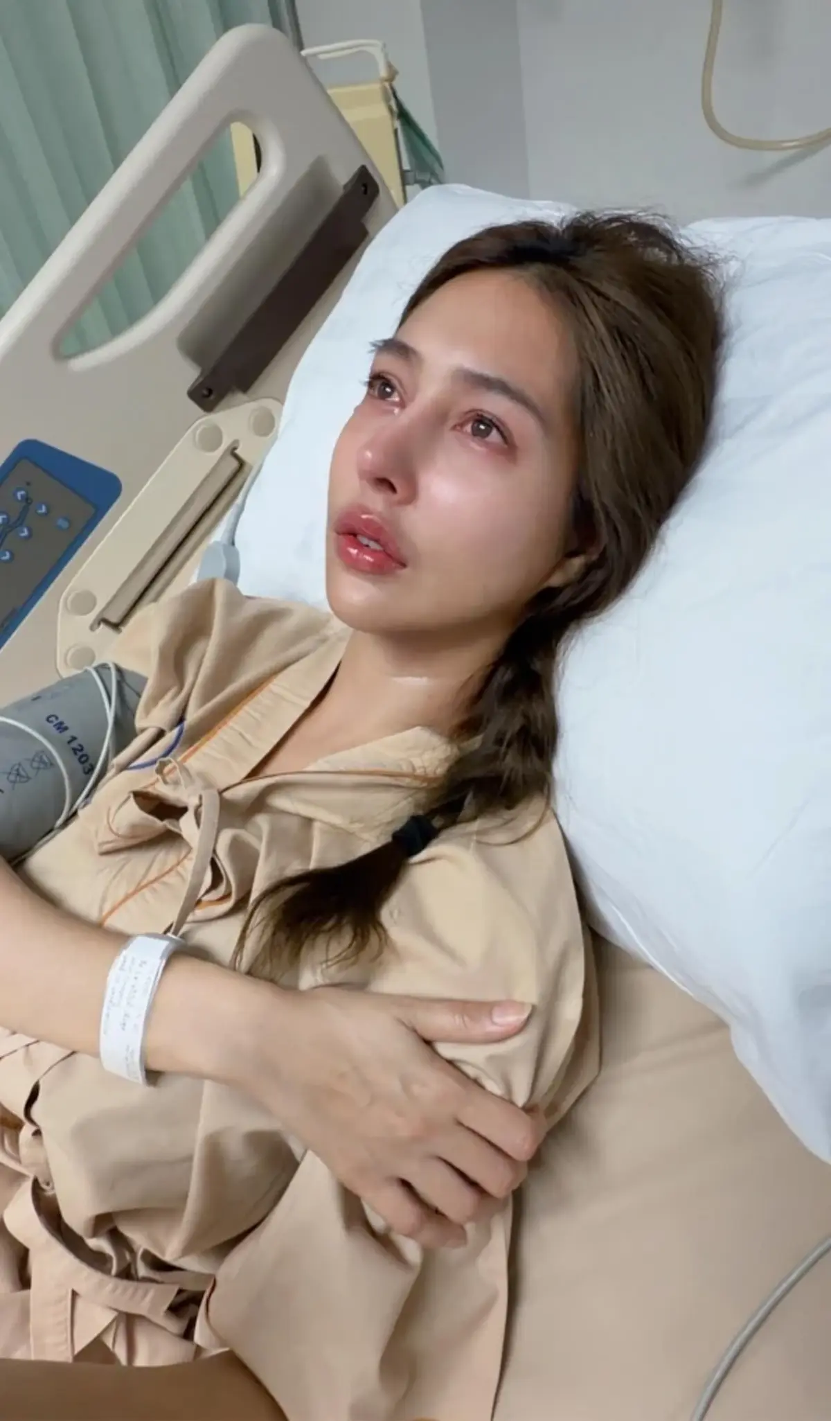 ระทึก "ไบค์เกอร์สาวดัง" รถล้มรุนแรงกลางสนามแข่ง ความทรงจำหาย