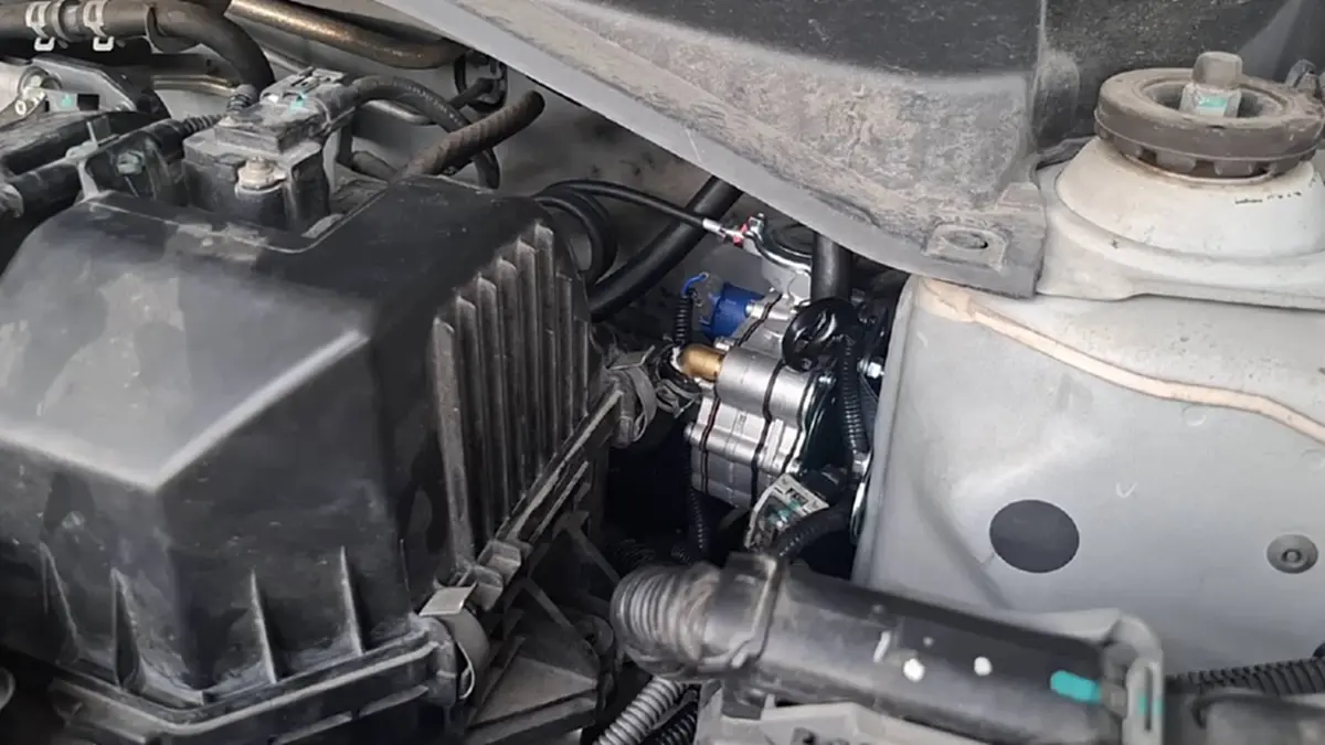 น้ำมันแพงทำพิษ! คนแห่ติดก๊าซรถยนต์พุ่ง 2 เท่า อู่คิวแน่น