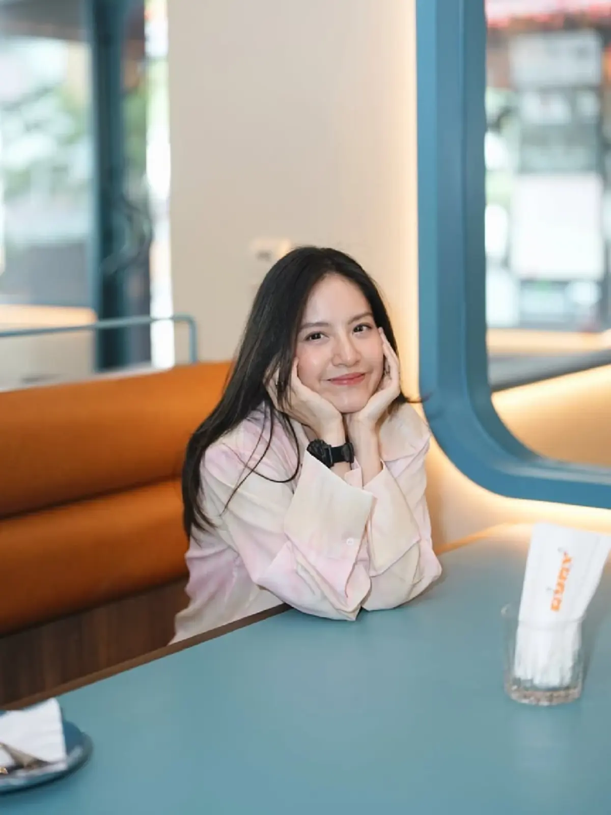 โตแล้วสวยมาก  อดีตดาราเด็กตาหวาน วันนี้เป็นสถาปนิกสาว