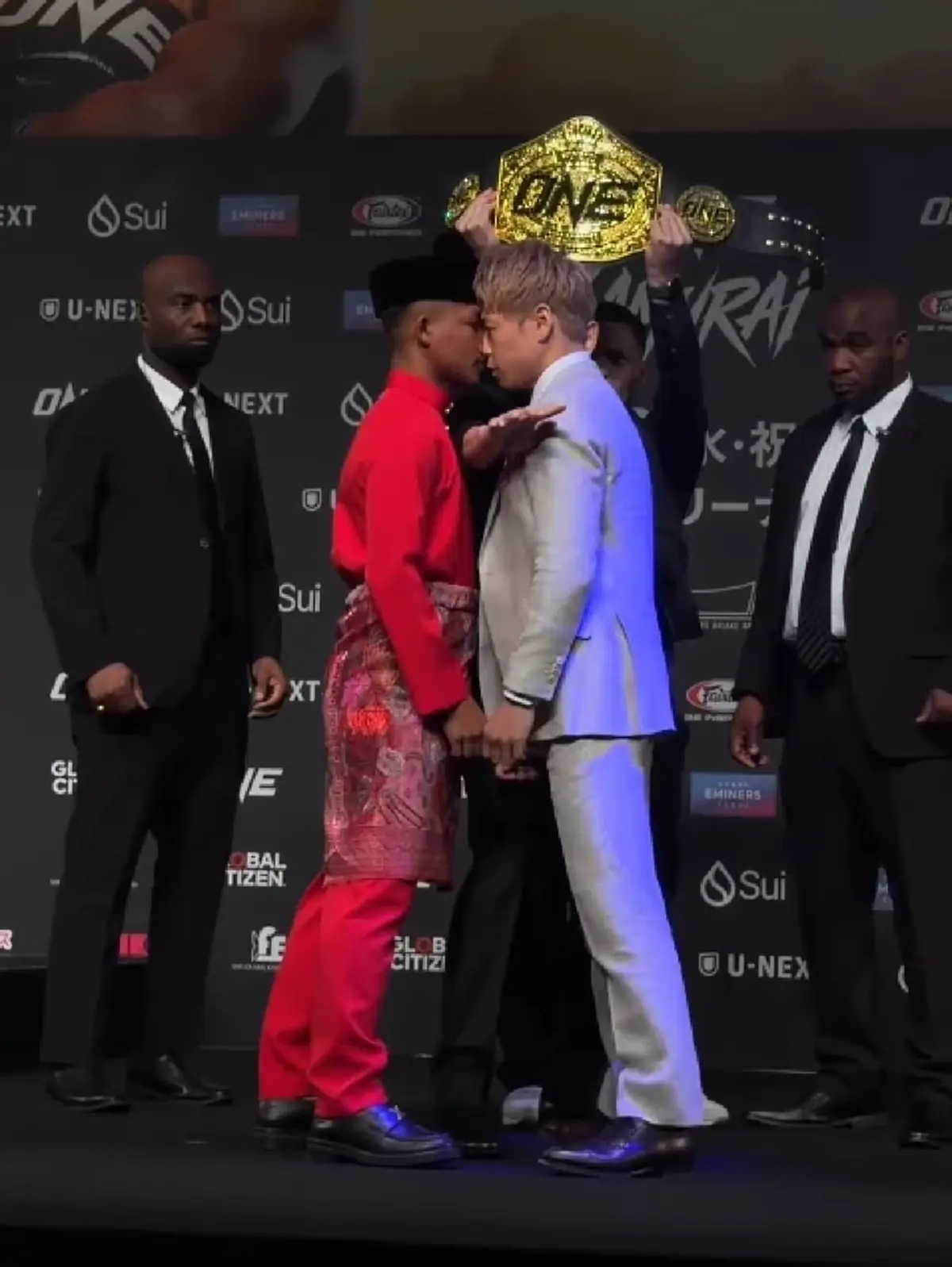 เปิดค่าตัว "ทาเครุ เซกาวา" คิกบ็อกเซอร์ที่ค่าตัวแพงที่สุดในโลก