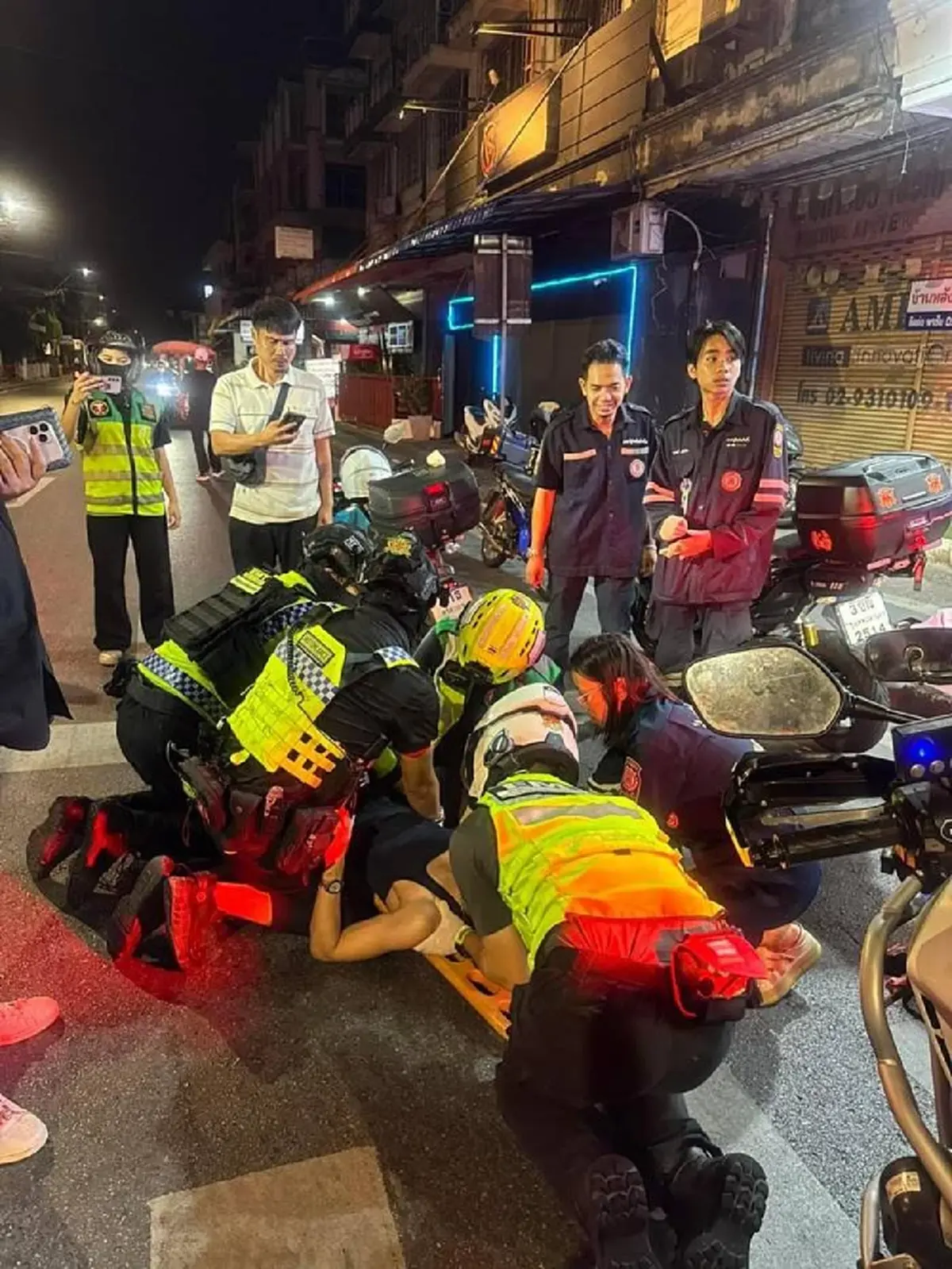 ส่งกำลังใจ พิธีกรดัง เล่าเหตุการณ์ ถูกรถชนขณะข้ามทางม้าลาย 