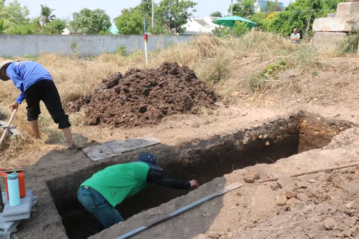 ขุดพบปราสาทขอมพันปีกลางเมืองโคราช ศิลปากรเร่งตรวจสอบ