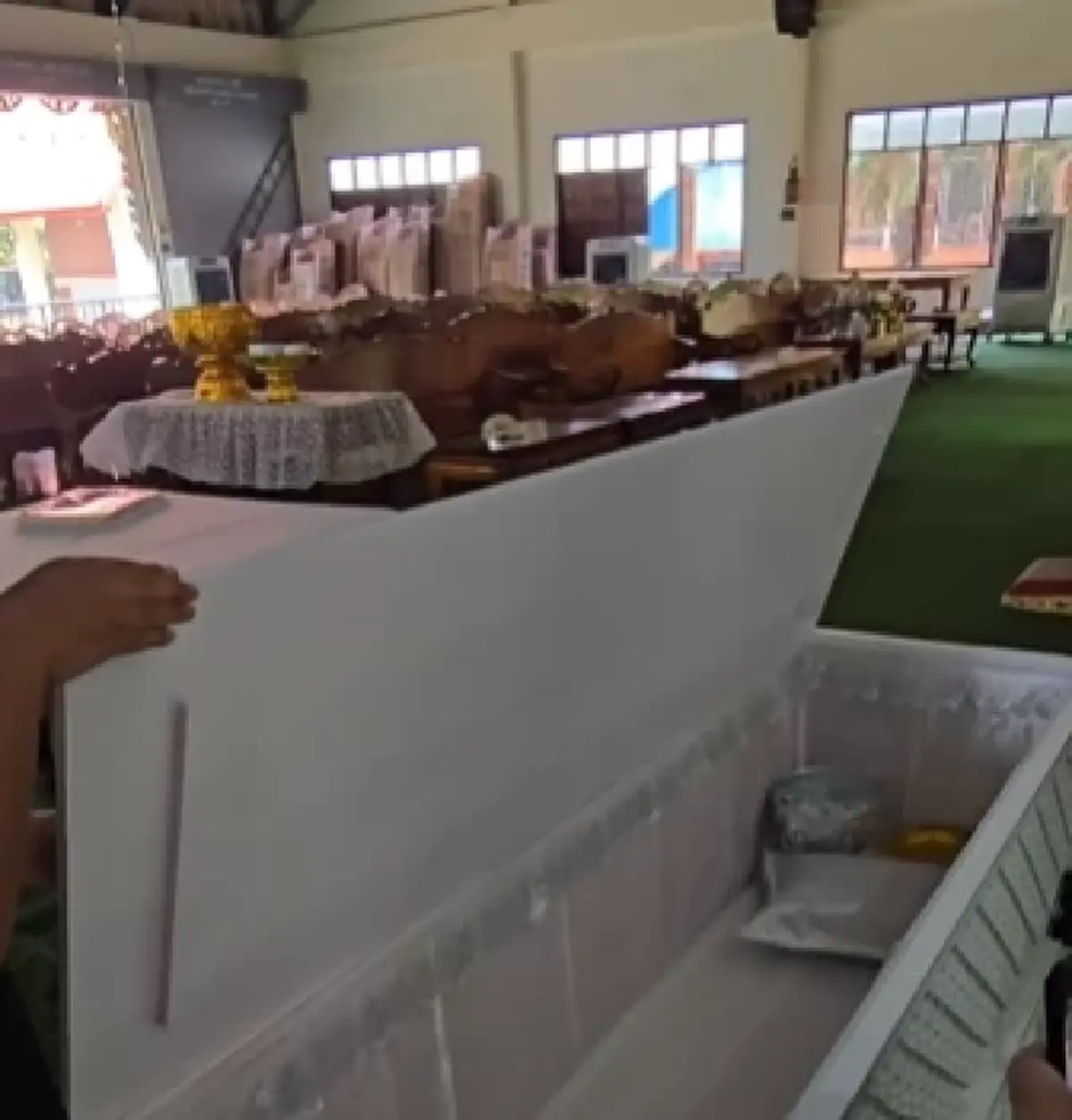 เปิดเลขฝาโลง "แดนนี่ ศรีภิญโญ" อดีตตลกชื่อดัง หลังจากไปกะทันหัน