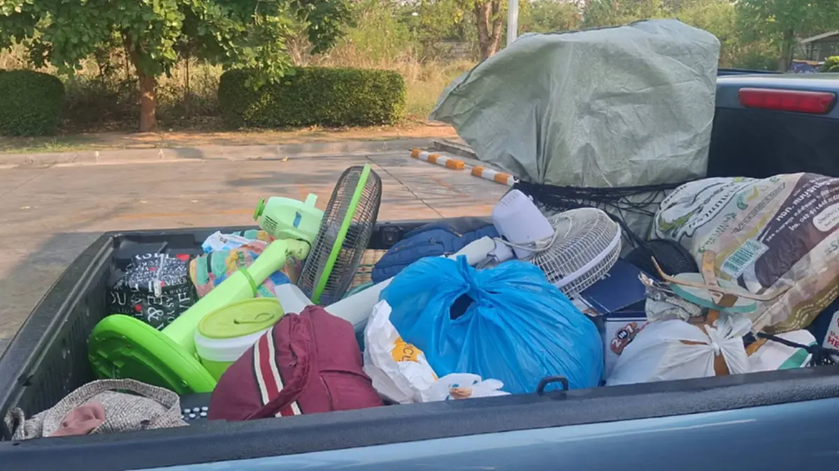 ถนนมิตรภาพเริ่มแน่น! คนแห่กลับบ้านสงกรานต์ บขส.โคราชคึกคัก