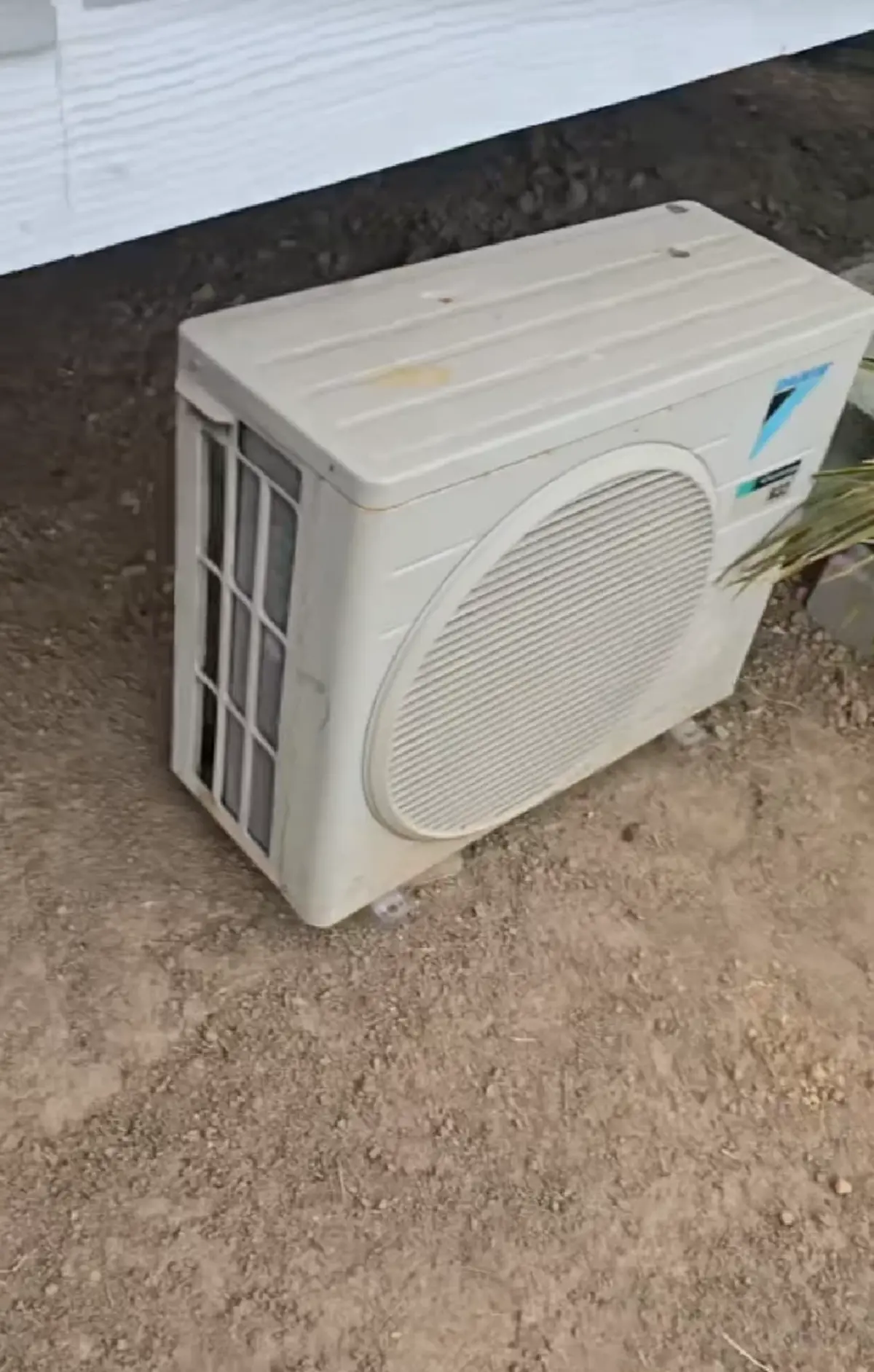  ช่างแอร์อึ้ง ลูกค้าแจ้งแอร์ไม่เย็น เจอต้นเหตุพูดไม่ออก