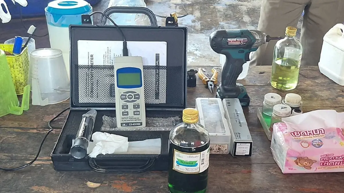 อ้วกพุ่ง บุกล้งน้ำมะพร้าวปลอม ผสมน้ำบาดาลแต่งกลิ่น ส่งขายทั่ว