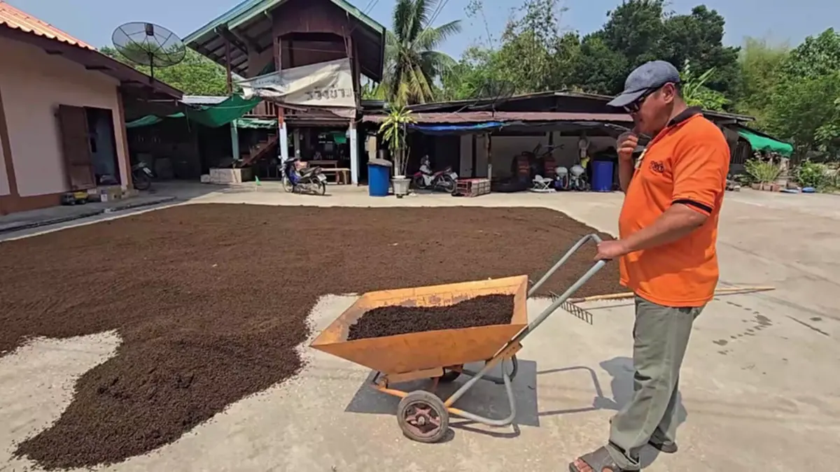 ปราชญ์อุทัยฯ วัย 78 ผุดปุ๋ยชีวภาพอัดเม็ดสู้ยุคของแพงลดต้นทุน