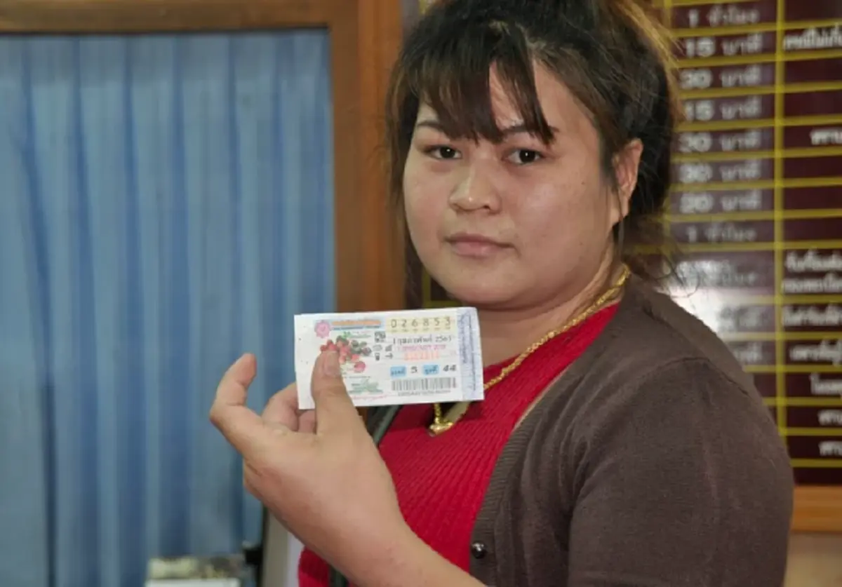 เปิดชีวิตสาวโคราช ถูกรางวัลที่ 1 รับ 6 ล้าน ล่าสุดเหลือเงิน 8 พัน