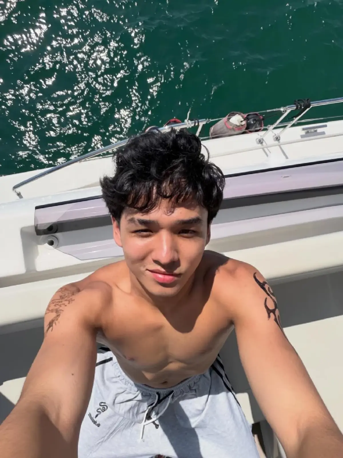 ลำไย ไหทองคำ ซบไหล่หนุ่มกล้ามแน่น ลุ้นเปิดตัวรักใหม่?