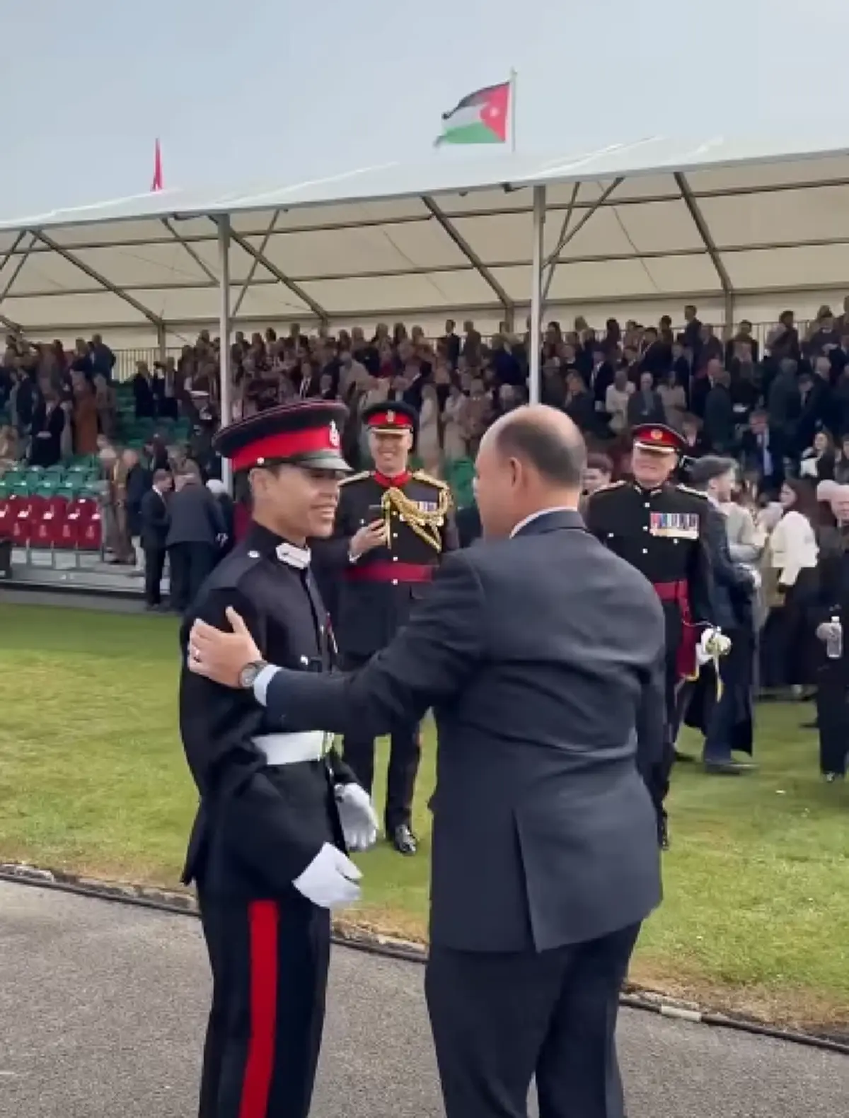 ส่องโปรไฟล์ "ฮุน จันปัญญาบุต"  ทายาทรุ่นที่ 3 ผู้นำกัมพูชา