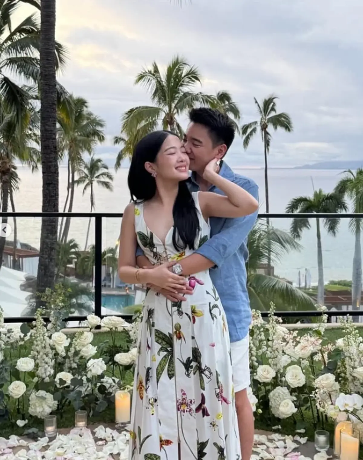 "แฮน ชัยธัช" ลูกชาย "บิ๊กแป๊ะ" คุกเข่าขอแฟนสาวแต่งงานแล้ว