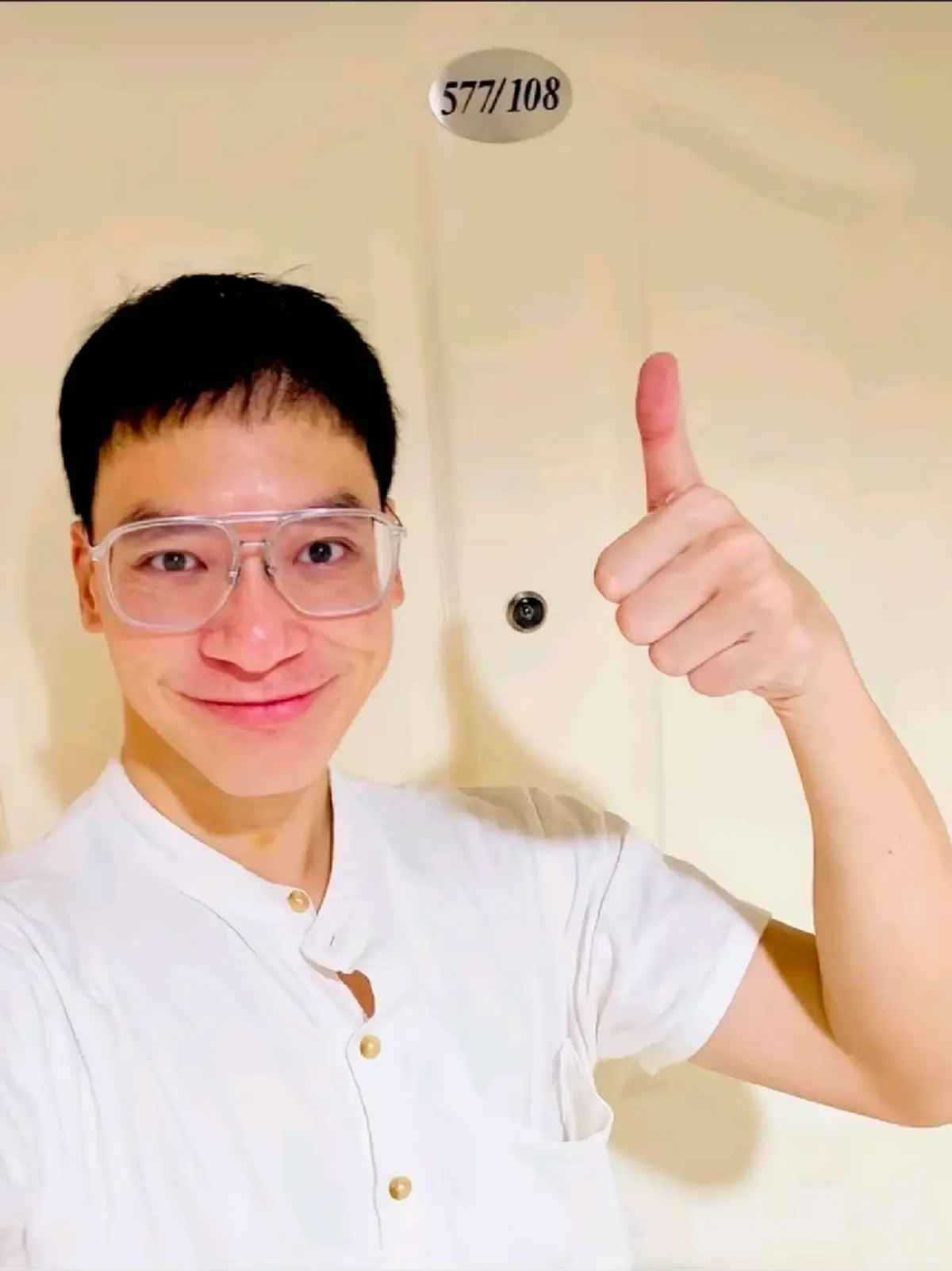 บี้ สุกฤษฎิ์ วิเศษแก้ว ประกาศขายคอนโดกลางเมือง เปิดเลขห้องชัด 