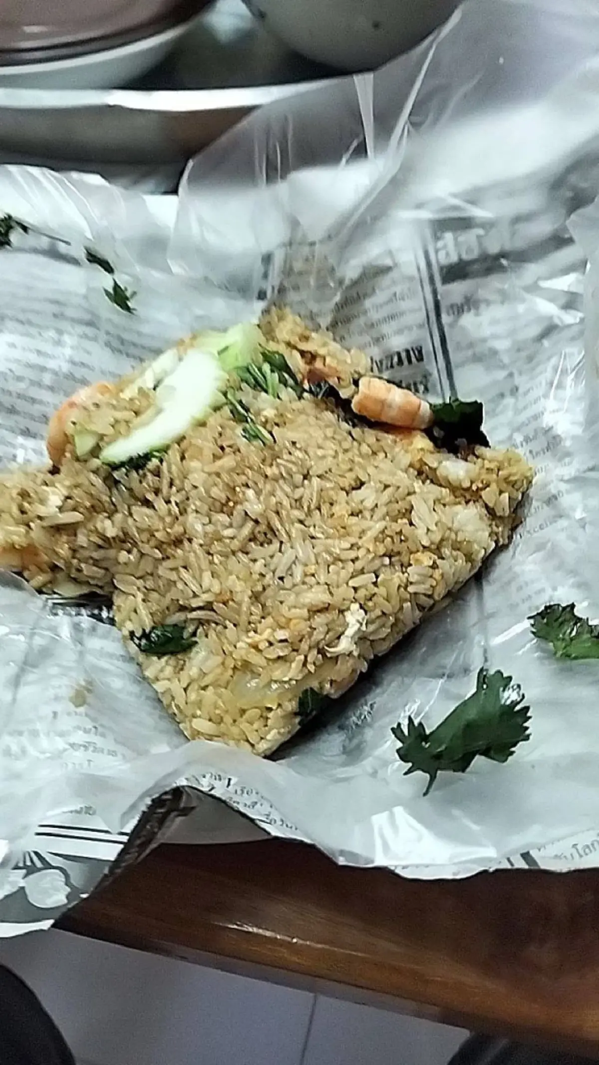 "กรมอนามัย" มาแล้ว เฉลยชัด ข้าวผัดห่อหนังสือพิมพ์ อันตรายจริงไหม