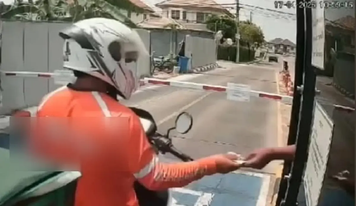 เปิดสาเหตุ "ไรเดอร์" เดือดถีบไม้กั้น ทนายดังชี้ชัด แบบนี้รอดไหม