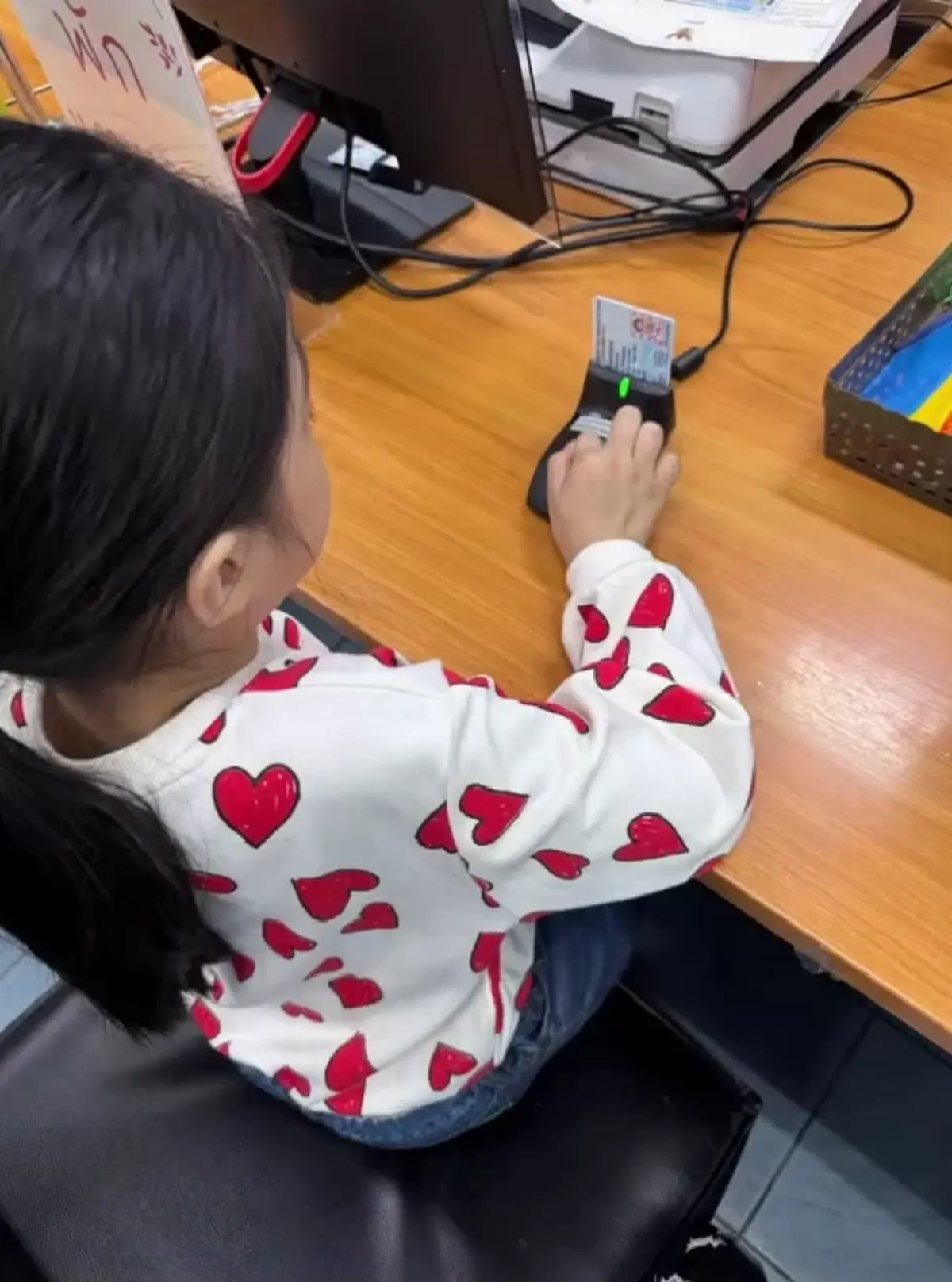 ศรราม เทพพิทักษ์ พา วีจิ ทำบัตรประชาชนครั้งแรก น่ารักละมุน