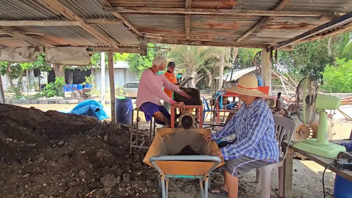 ปราชญ์อุทัยฯ วัย 78 ผุดปุ๋ยชีวภาพอัดเม็ดสู้ยุคของแพงลดต้นทุน