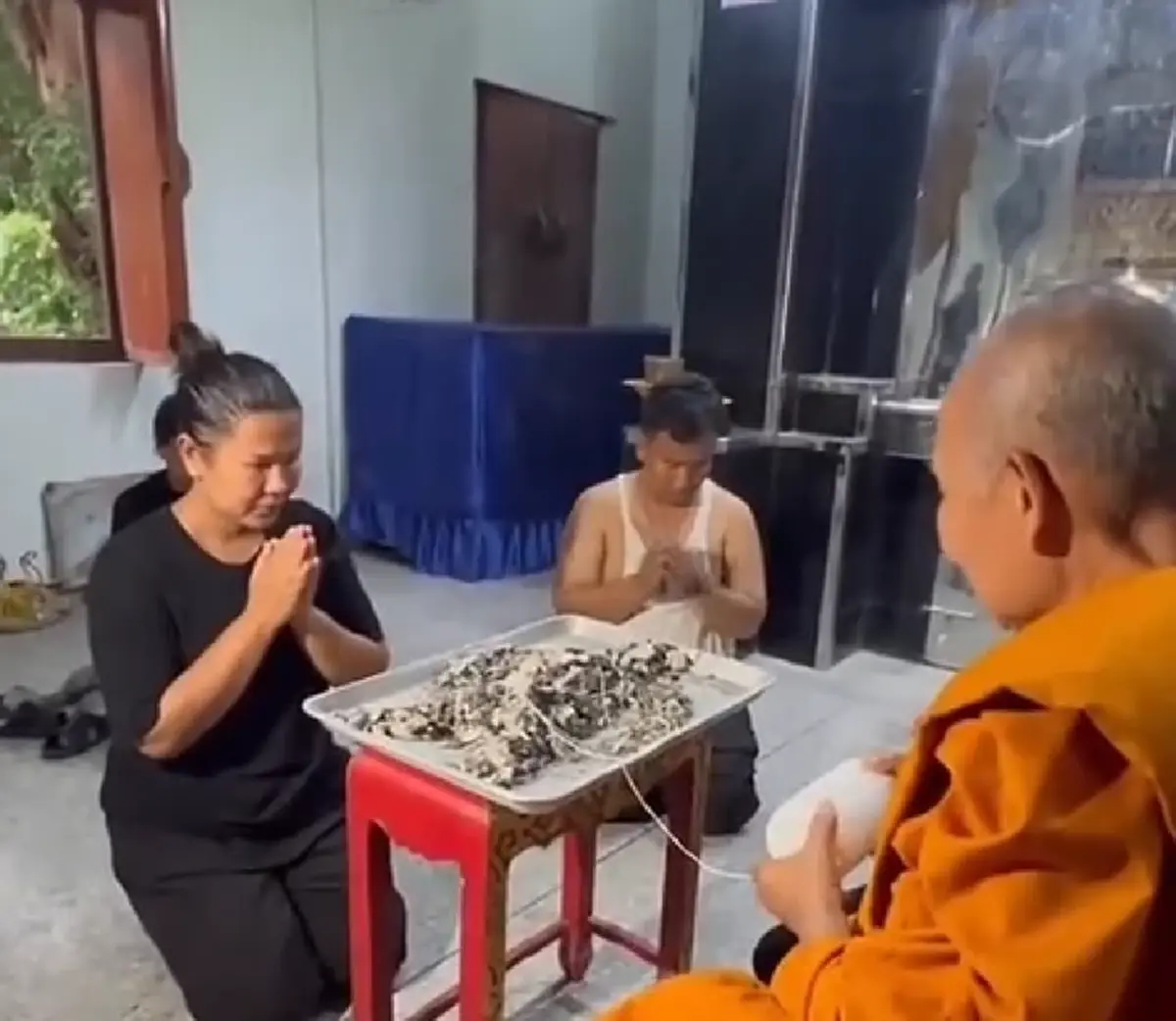 ตกใจเห็นสีกระดูก "แดนนี่ ศรีภิญโญ" ภรรยาเผยสาเหตุยิ่งสงสาร