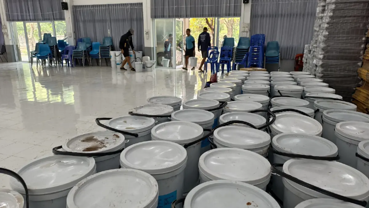 หนองคายทลายโรงงานยาแก้ไอปลอม ยึดของกลางกว่า 5.5 ล้านบาท