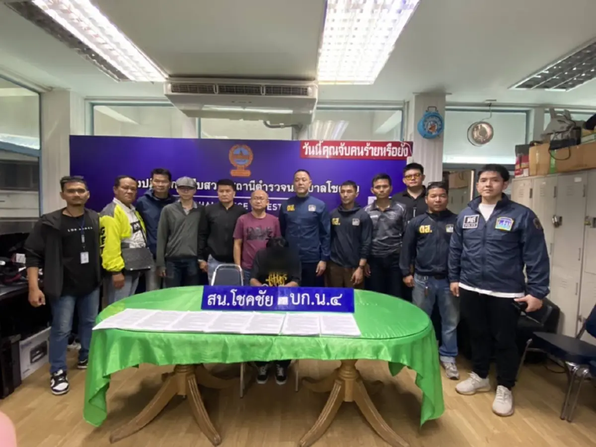 สาว 14 จากร่าเริงกลายเป็นซึมเศร้า แม่รู้ความจริงหัวใจแทบสลาย