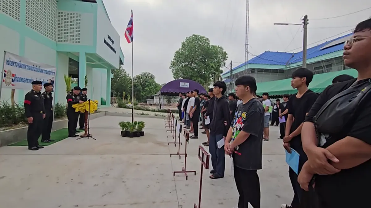 ใจเด็ด! หนุ่มอุทัยฯ สมัครทหารคนแรก ลั่นพร้อมขอรับใช้ชาติ