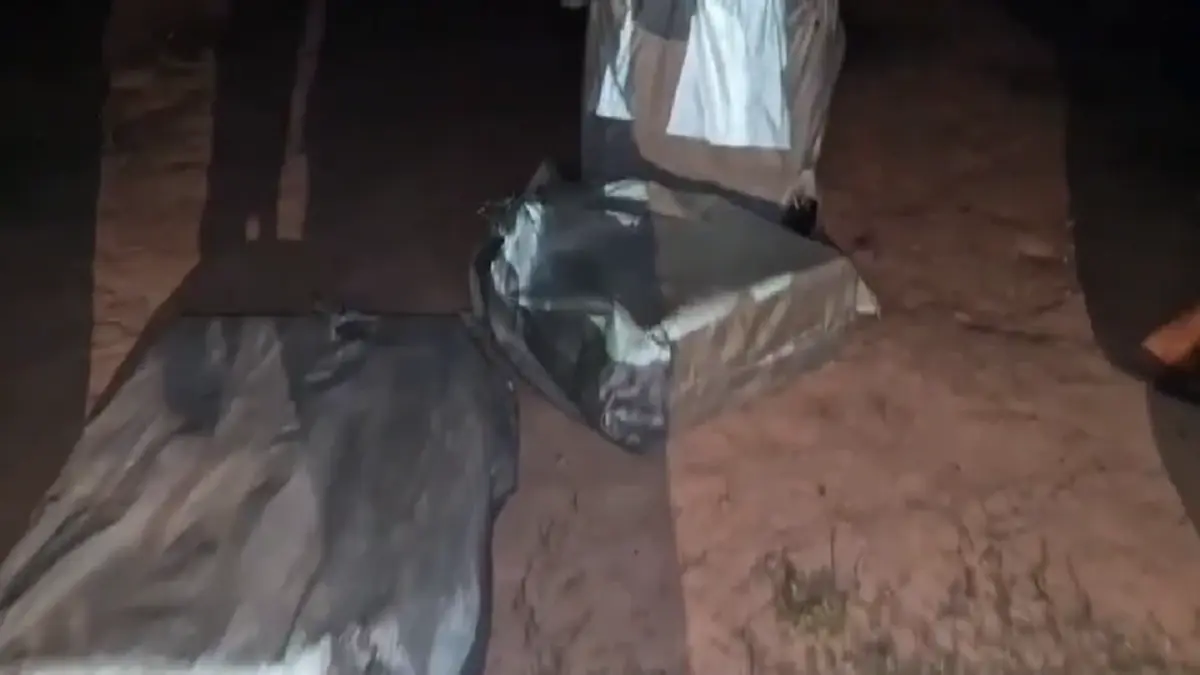 ซุ่มจับบุหรี่หนีภาษีลอตใหญ่ริมโขง ยึดของกลางกว่า 1.8 หมื่นซอง