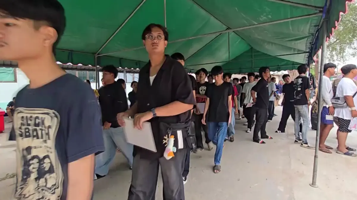 ใจเด็ด! หนุ่มอุทัยฯ สมัครทหารคนแรก ลั่นพร้อมขอรับใช้ชาติ