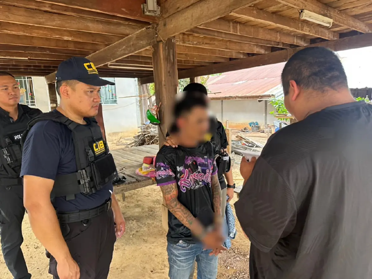 รวบหนุ่มหนีคดีเอี่ยวเครือข่ายลำเลียงยาเสพติด ยึดยาบ้า 1.2 ล้านเม็ด