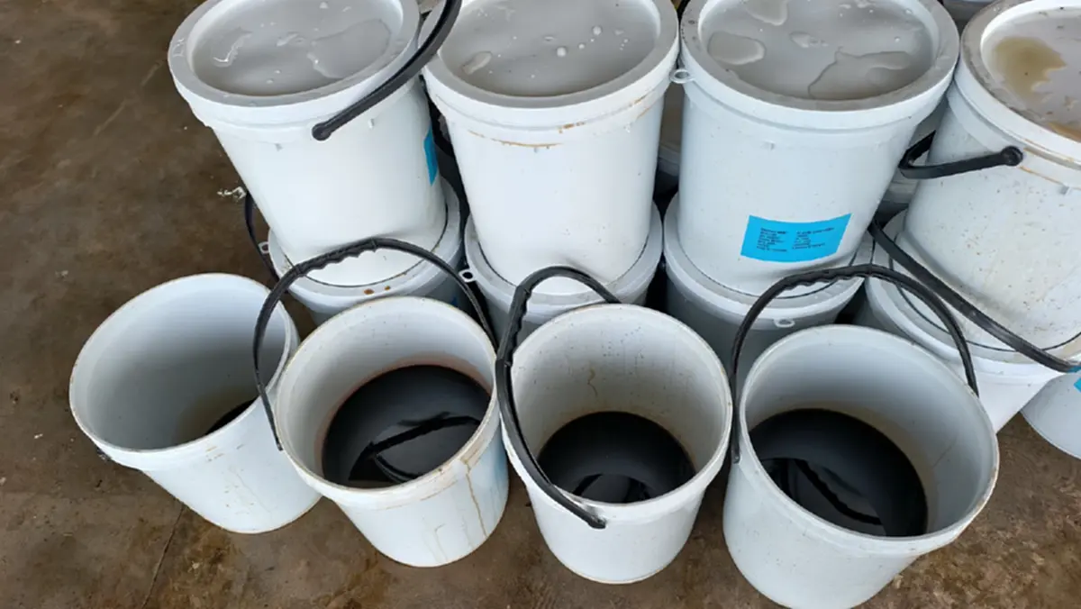 หนองคายทลายโรงงานยาแก้ไอปลอม ยึดของกลางกว่า 5.5 ล้านบาท