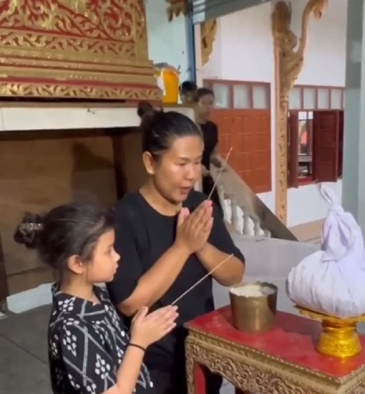 ตกใจเห็นสีกระดูก "แดนนี่ ศรีภิญโญ" ภรรยาเผยสาเหตุยิ่งสงสาร